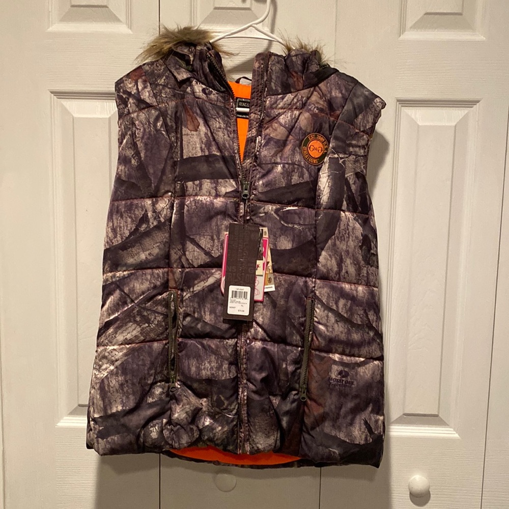 Girls with Guns puffer vest